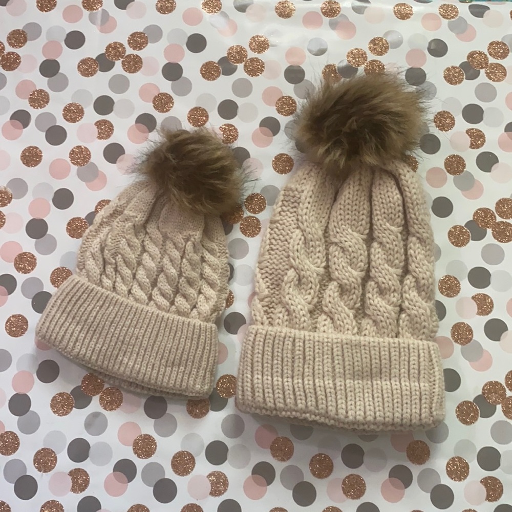 Baby/adult Beanie set